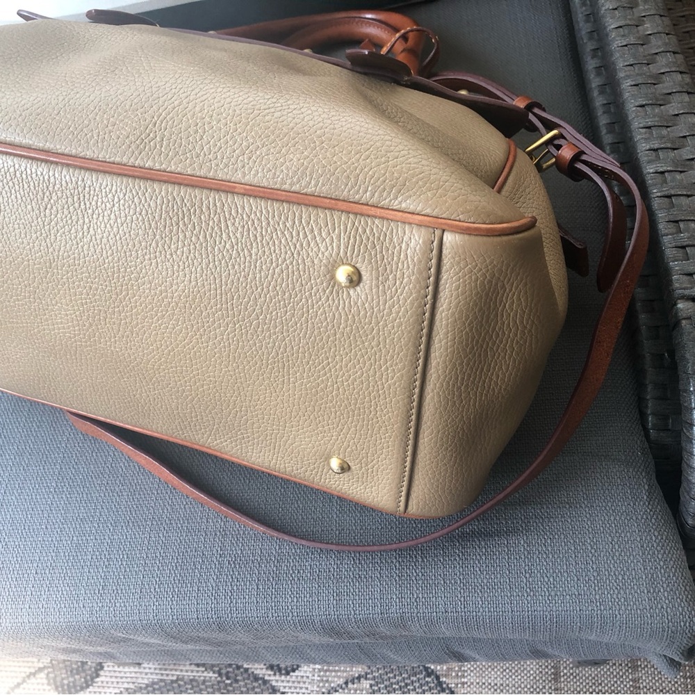 Dooney & Bourke Taupe and Brown Panama Wilson Satchel Vintage Bag - Picture 6 of 16